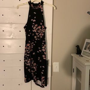 Forever 21 dress size L ( looks smaller)black w/flowers new w/tags